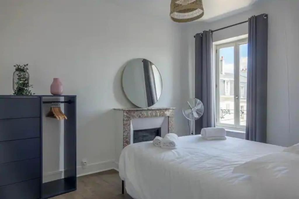 Apartmán T2 Le Chatelet Orléans Exteriér fotografie